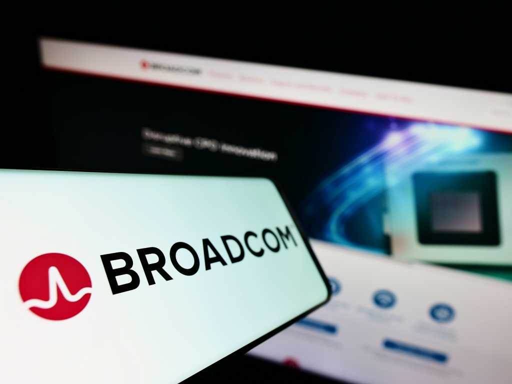 broadcom-logo